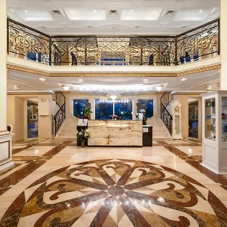 Apartment Dawn Park Deluxe 3 Floor