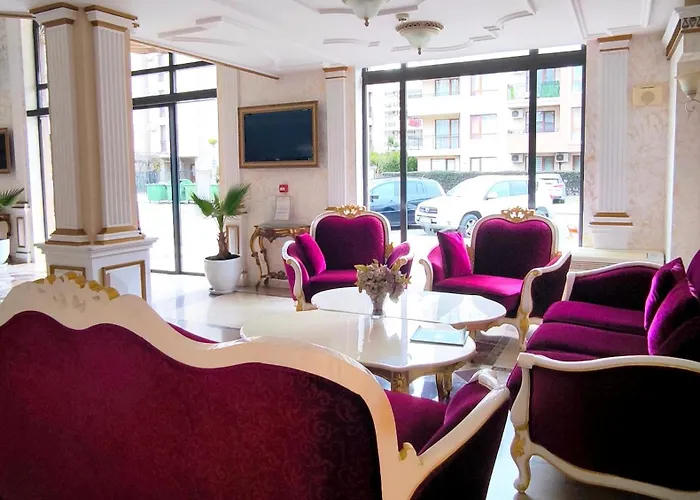 Dawn Park Deluxe 3 Floor Apartment